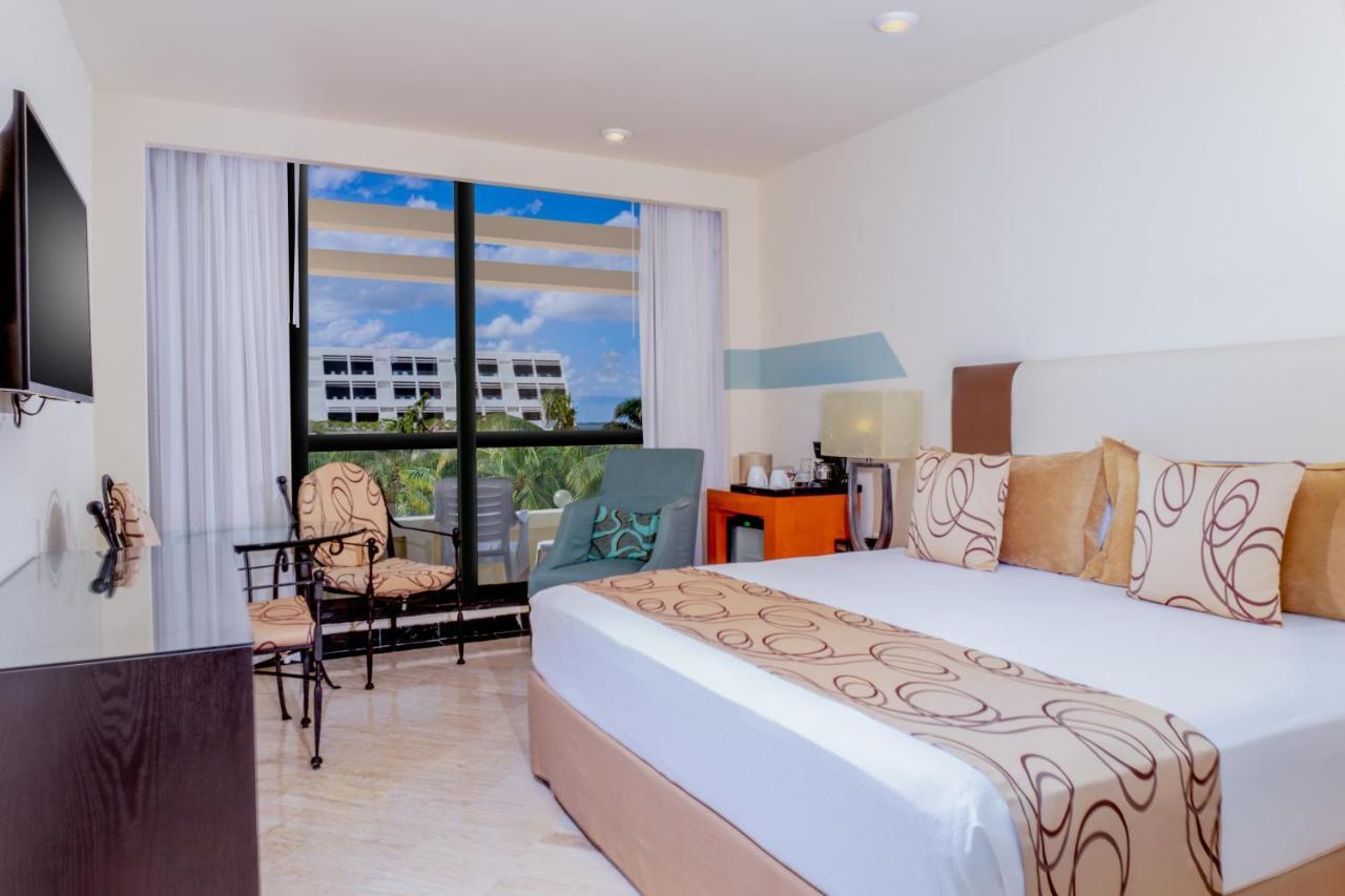 Oh! Cancun On The Beach By Oasis Esterno foto
